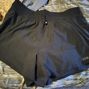 Abercrombie active short